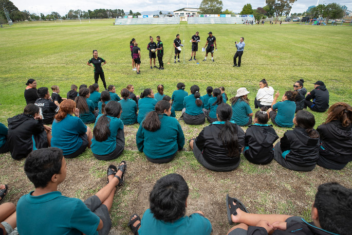 Kiwi Can Students with All Blacks & Black Ferns