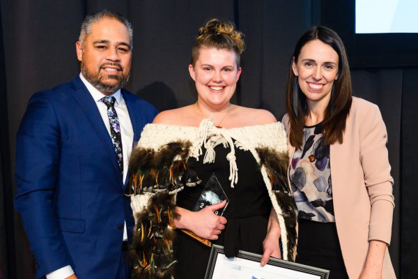Jess Collins at the 2019 NZ Youth Awards with Peeni Henare and Jacinda Ardern