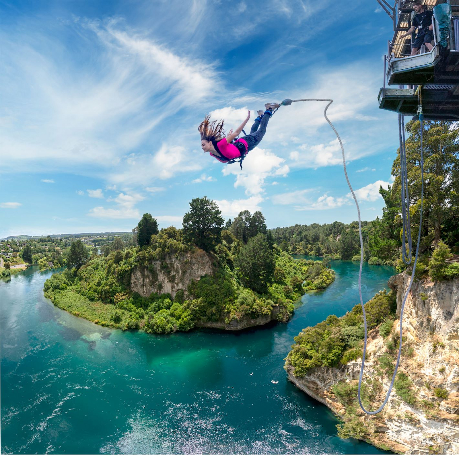 taupo-bungy-aj-hackett-explore-our-backyard-nzws